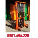 Xe nâng tay cao 1.5 tấn