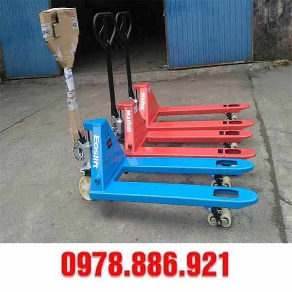 Xe nâng tay 2.5 tấn