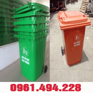 thùng rác công cộng tại quận 9