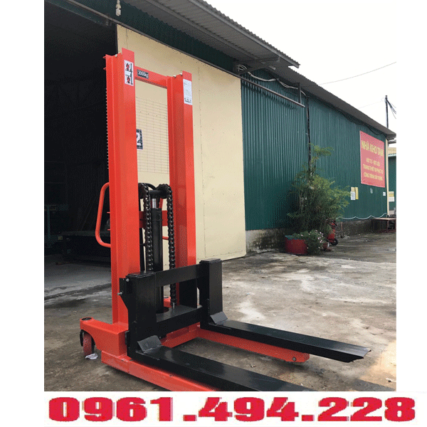 xe nâng tay cao 3 tấn nâng 1m6