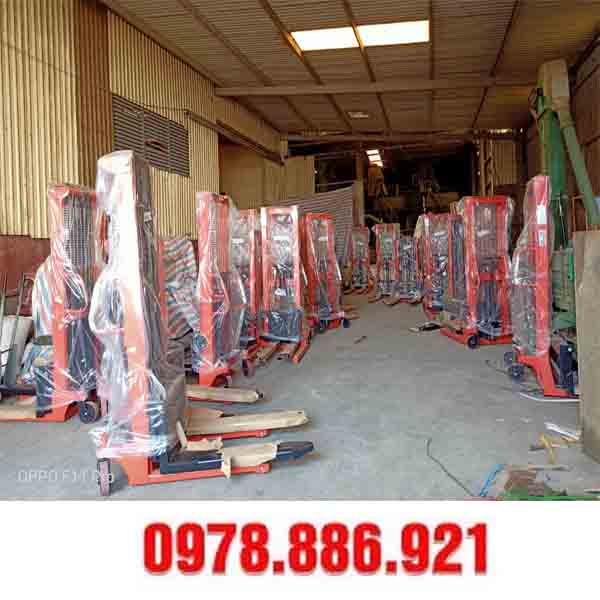 xe nâng tay cao tại Hưng Yên