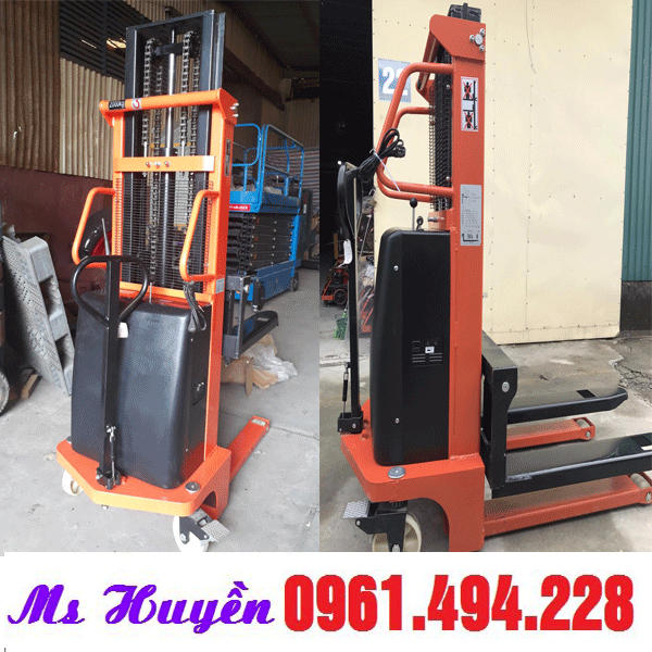 xe nâng bán tự động 2 tấn 2 mét