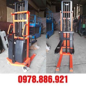 Xe nâng bán tự động 2 tấn cao 2.5 mét