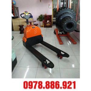 xe nâng điện thấp ept15