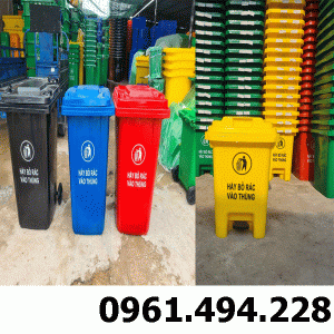 Thùng rác công cộng tại Bình Thạnh